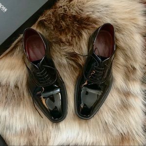boss tuxedo shoes